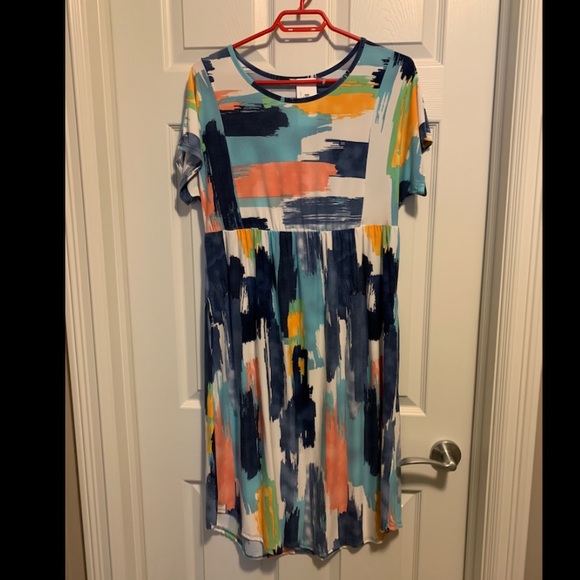🎉Host Pick🎉 - Watercolour Midi Dress - Picture 1 of 5